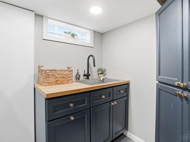 3239 Ashwood Drive, Cincinnati, OH 45213 Photo 58