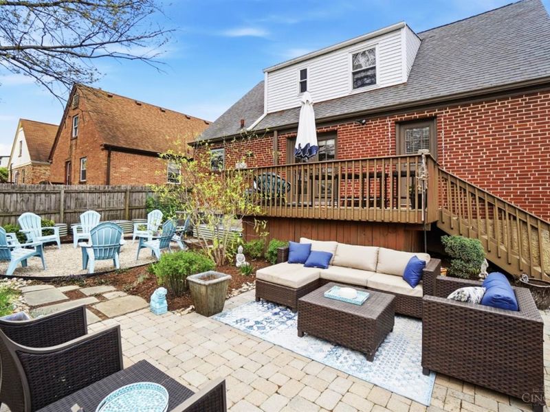 3239 Ashwood Drive, Cincinnati, OH 45213 Photo 65