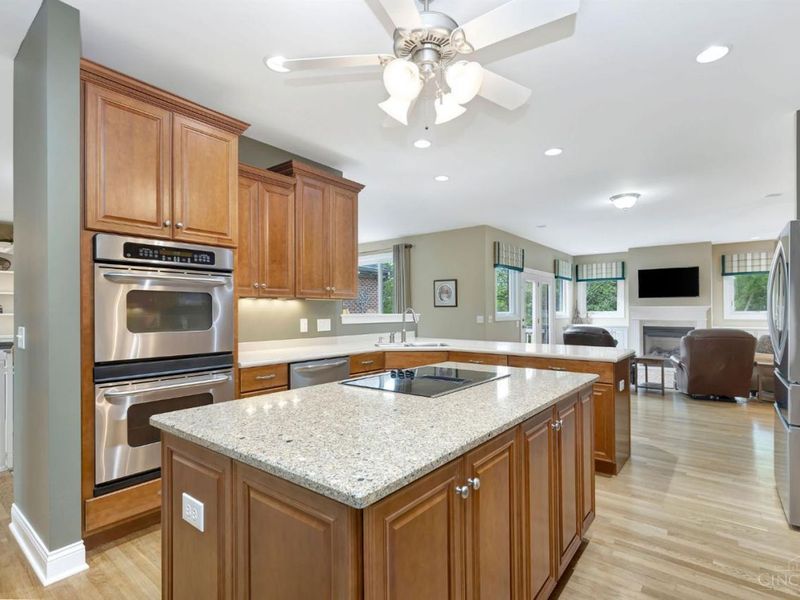 9959 Thoroughbred Lane, Springfield Twp., OH 45231 Photo 11