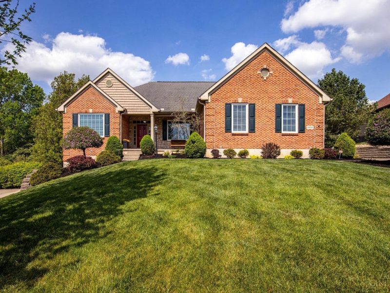 9959 Thoroughbred Lane, Springfield Twp., OH 45231 Photo 2