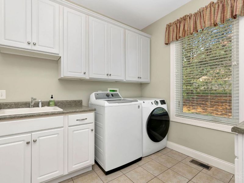 9959 Thoroughbred Lane, Springfield Twp., OH 45231 Photo 32