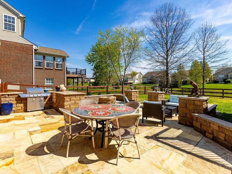 8060 Vegas Circle, West Chester, OH 45069 Photo 6