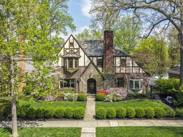 6828 Mt Vernon Avenue, Mariemont, OH 45227