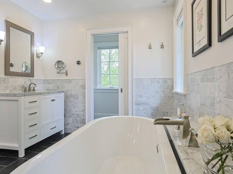 6828 Mt Vernon Avenue, Mariemont, OH 45227 Photo 33