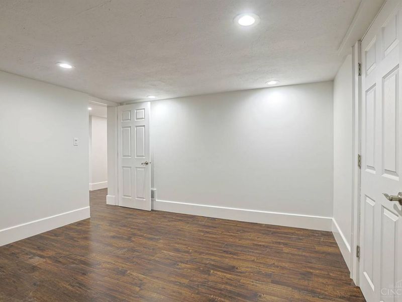 6828 Mt Vernon Avenue, Mariemont, OH 45227 Photo 46