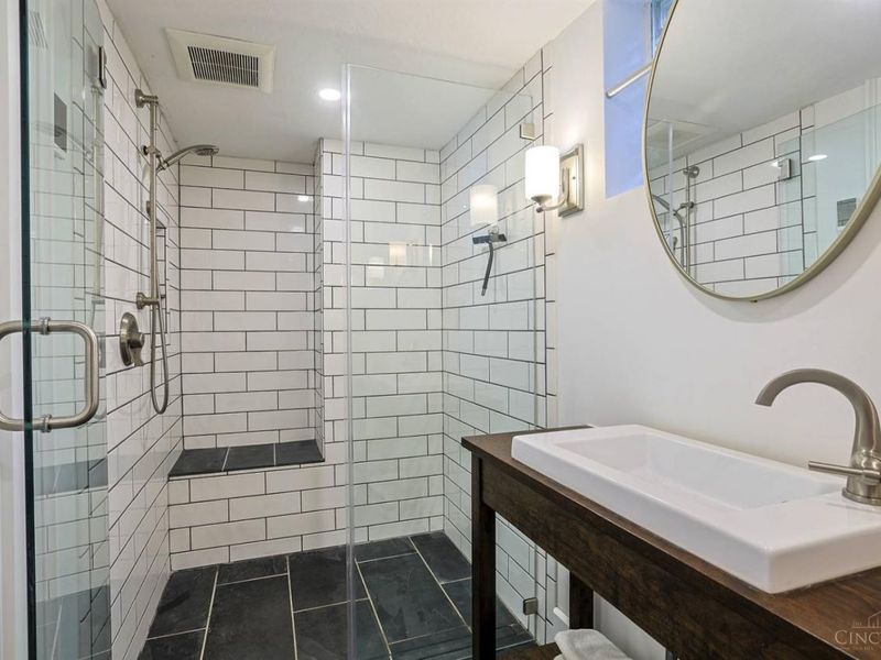 6828 Mt Vernon Avenue, Mariemont, OH 45227 Photo 58