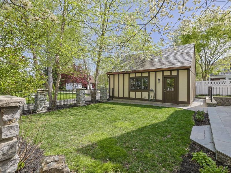 6828 Mt Vernon Avenue, Mariemont, OH 45227 Photo 70