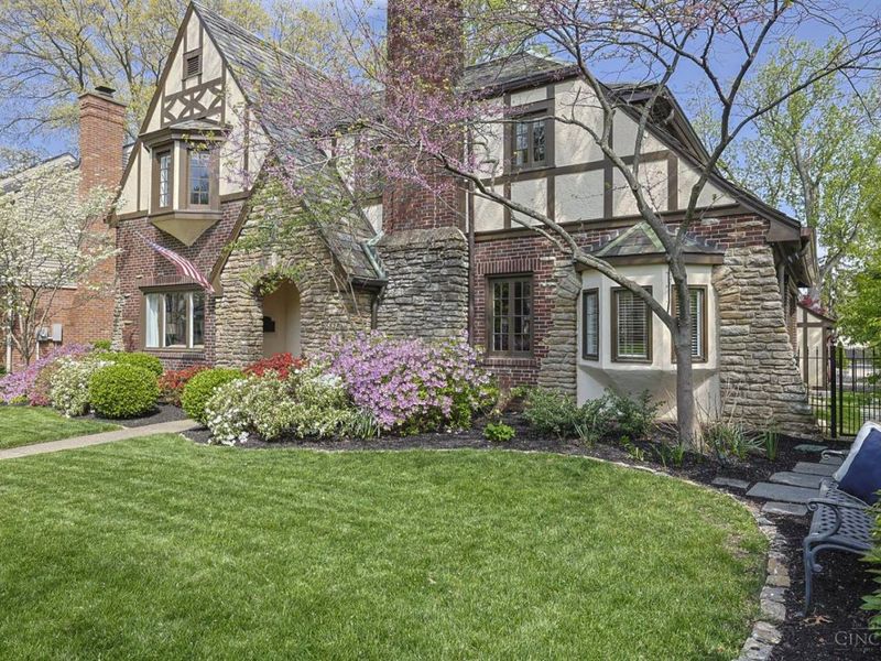 6828 Mt Vernon Avenue, Mariemont, OH 45227 Photo 72