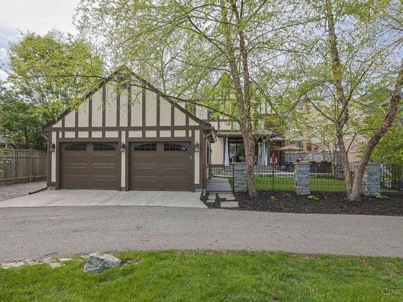 6828 Mt Vernon Avenue, Mariemont, OH 45227 Photo 78