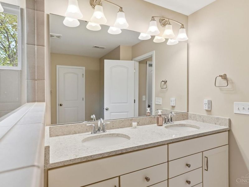 732 Harper Lane, Miami Twp, OH 45140 Photo 37