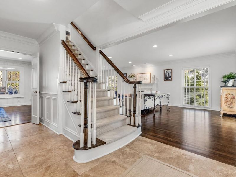 7720 Chumani Lane, Indian Hill, OH 45243 Photo 4