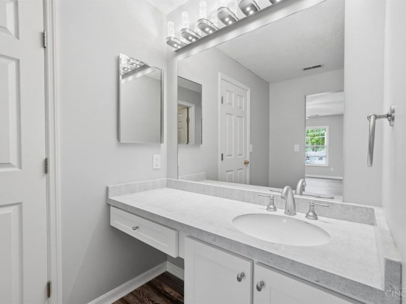 3675 W Galbraith Road, Unit 16, Cincinnati, OH 45247 Photo 25