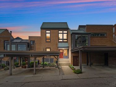 899 Riverview Place, Cincinnati, OH 45202