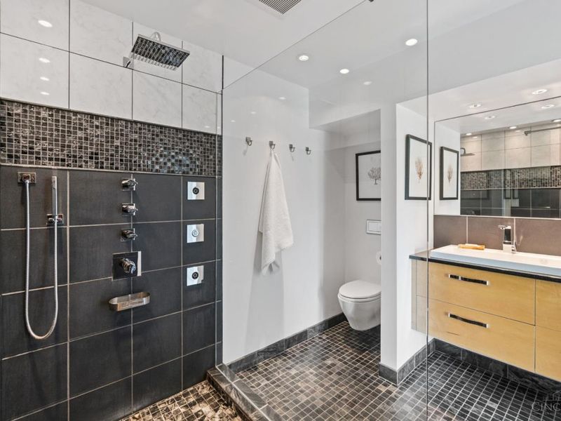 899 Riverview Place, Cincinnati, OH 45202 Photo 19