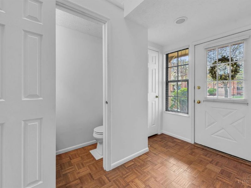 12024 Copperfield Drive, Sharonville, OH 45241 Photo 3