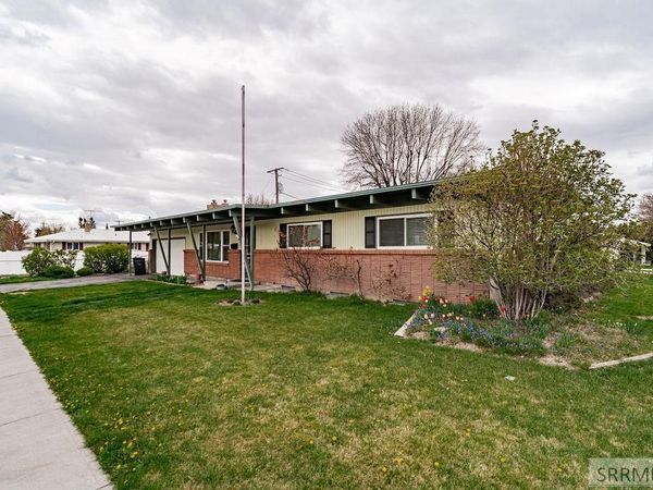 819 Raymond Drive, IDAHO FALLS, ID 83402