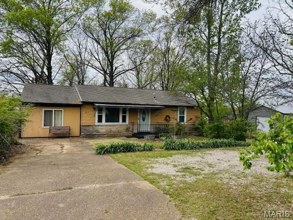 815 Lakeshore Drive , Cuba, MO 65453
