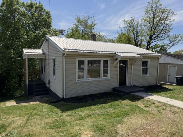 4202 Vermont AVE NW, Roanoke, VA 24017