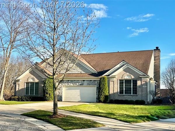1648 Boulder Court, Rochester, MI 48306