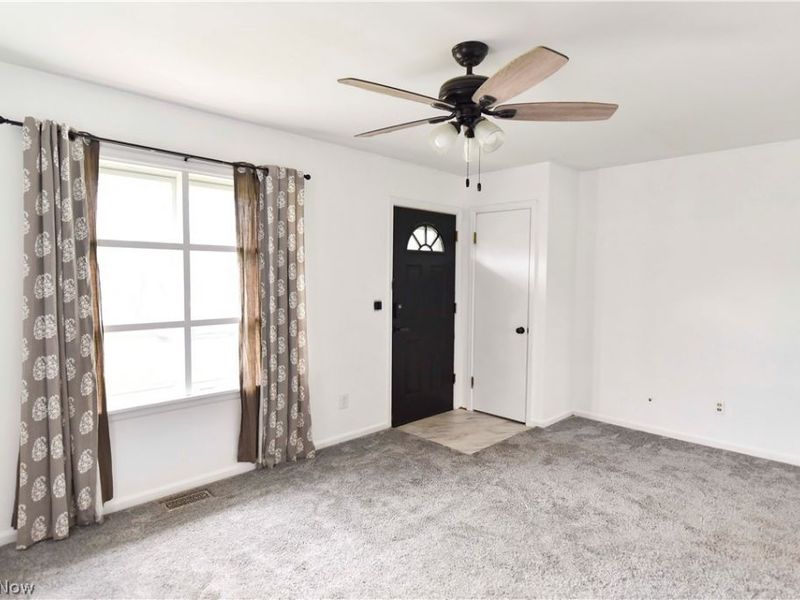 3864 Louise Street, Mogadore, OH 44260 Photo 6