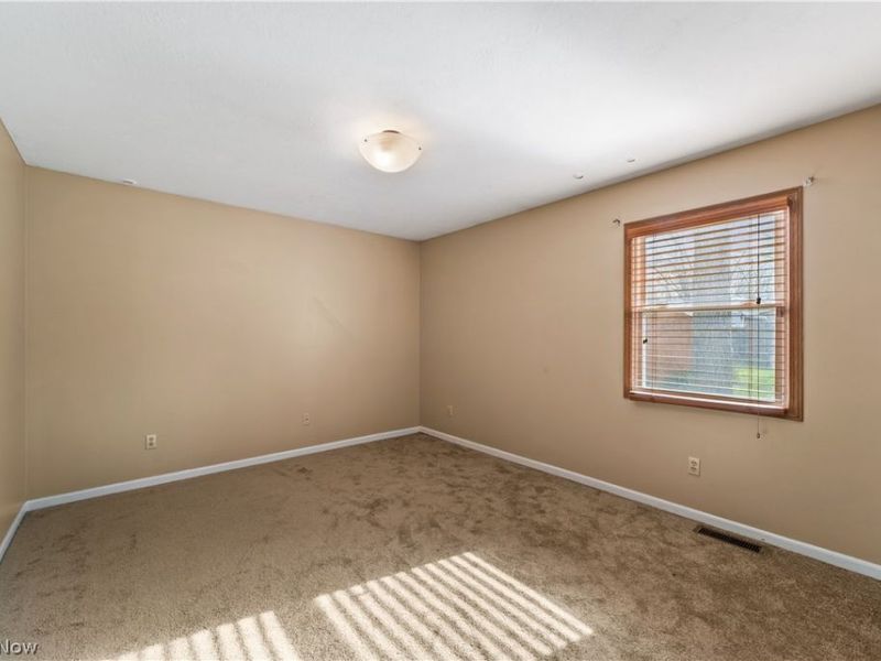 3869 Dayton Avenue, Lorain, OH 44052 Photo 21