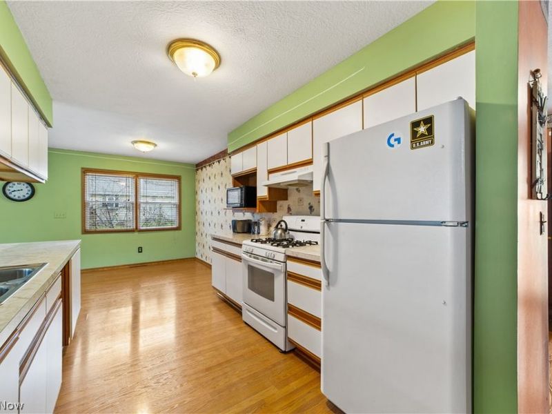 3869 Dayton Avenue, Lorain, OH 44052 Photo 8