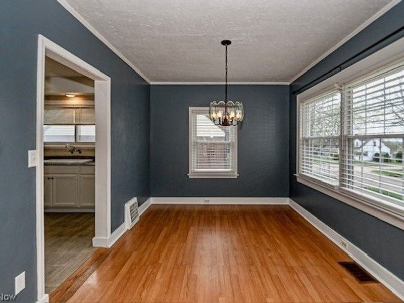 1813 Glenmount Avenue, Akron, OH 44301 Photo 12