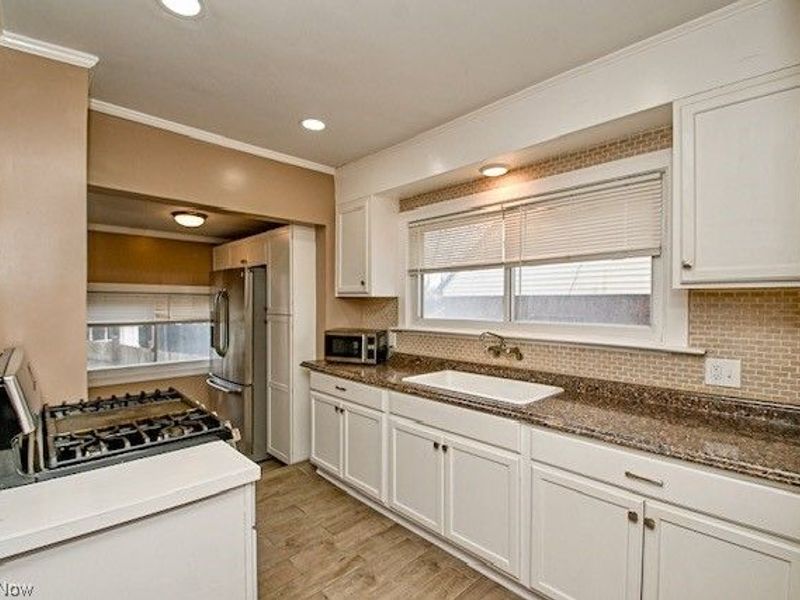 1813 Glenmount Avenue, Akron, OH 44301 Photo 13