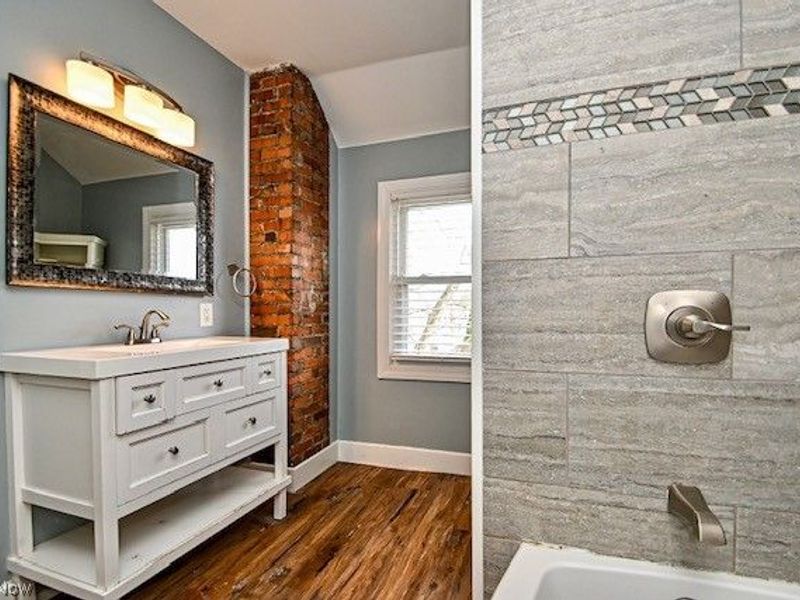 1813 Glenmount Avenue, Akron, OH 44301 Photo 18