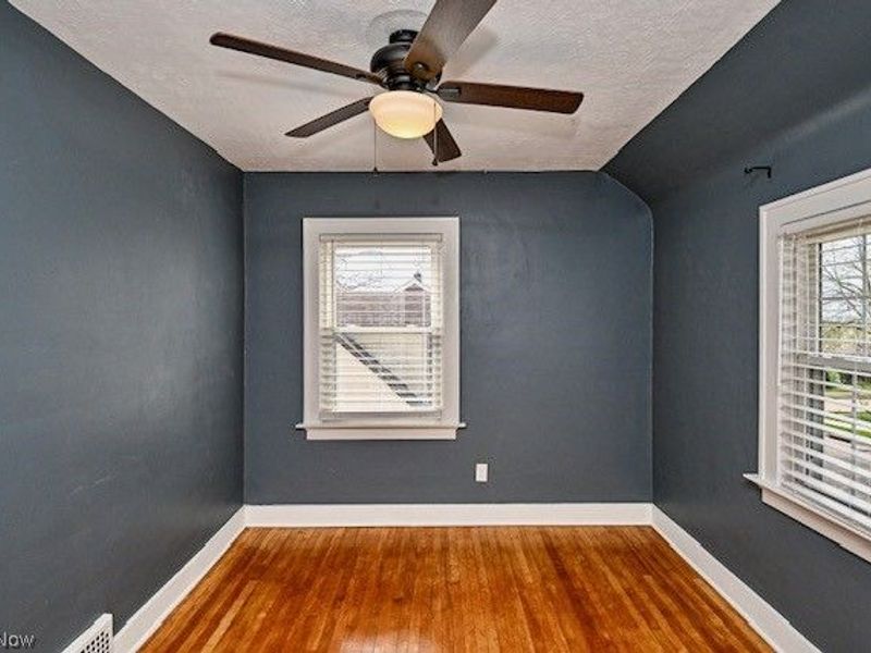 1813 Glenmount Avenue, Akron, OH 44301 Photo 24