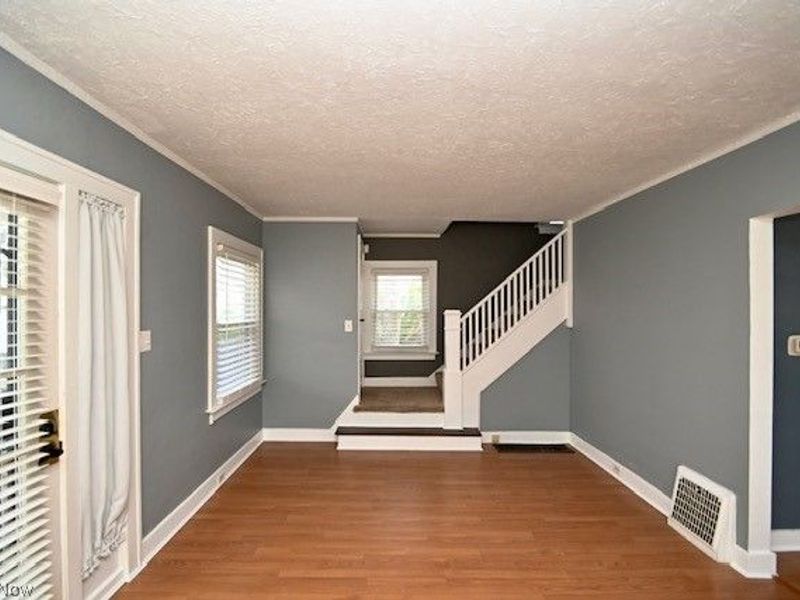 1813 Glenmount Avenue, Akron, OH 44301 Photo 6