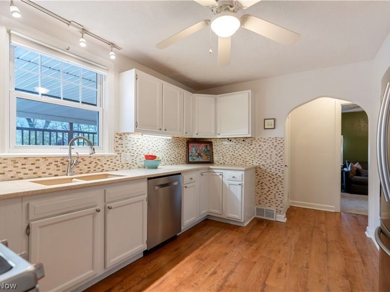 131 31st Street NW, Canton, OH 44709 Photo 9