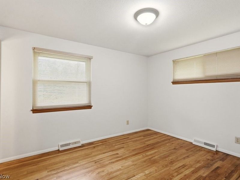 513 Lynnview Drive , Sagamore Hills, OH 44067 Photo 11