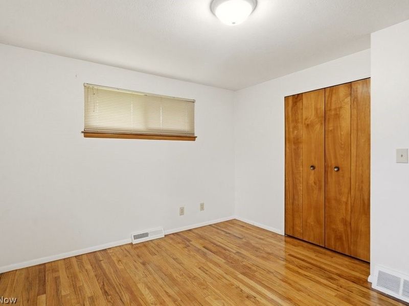 513 Lynnview Drive , Sagamore Hills, OH 44067 Photo 12