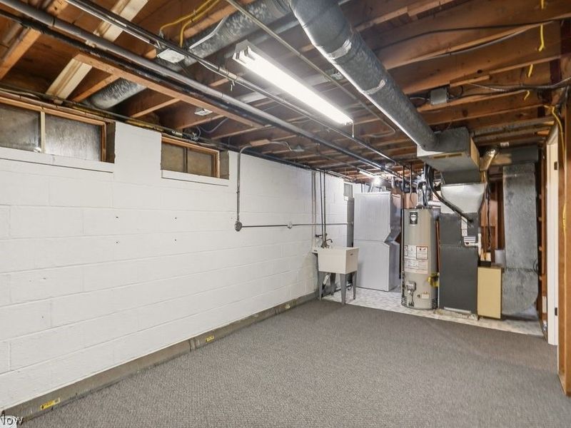 513 Lynnview Drive , Sagamore Hills, OH 44067 Photo 24