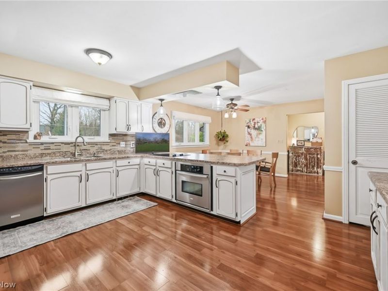 1364 Saint Albans Drive, Youngstown, OH 44511 Photo 17