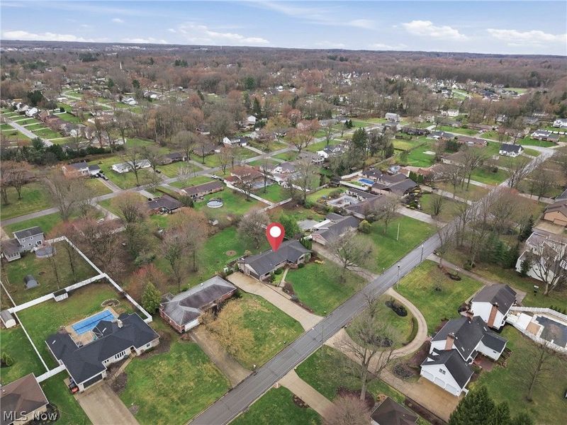 1364 Saint Albans Drive, Youngstown, OH 44511 Photo 6