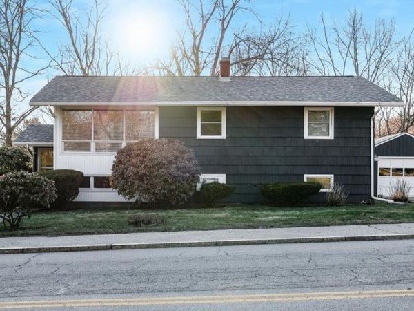 500 Mammoth Road, Manchester, NH 03104