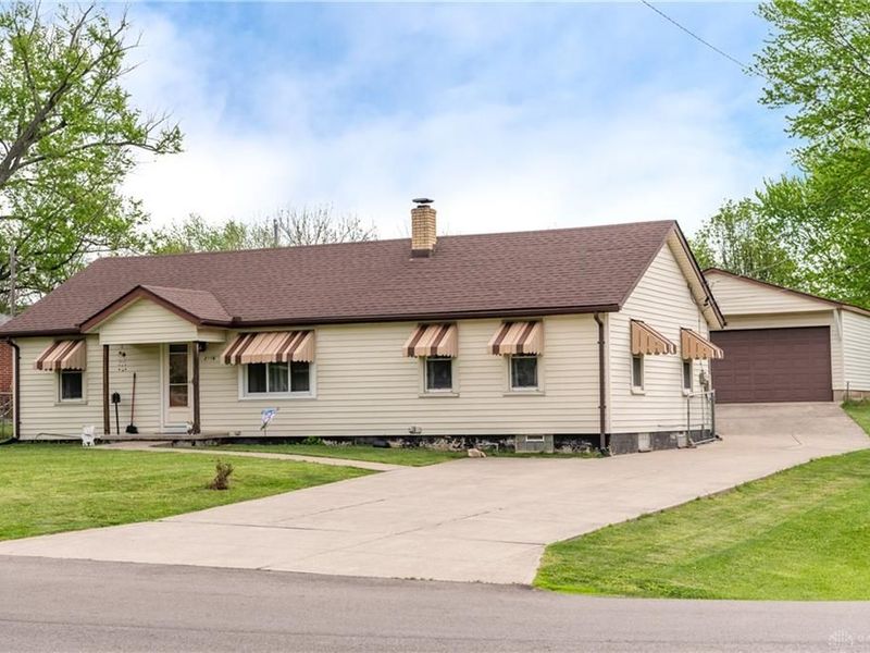 2116 Henry Street, Fairborn, OH 45324 Photo 1