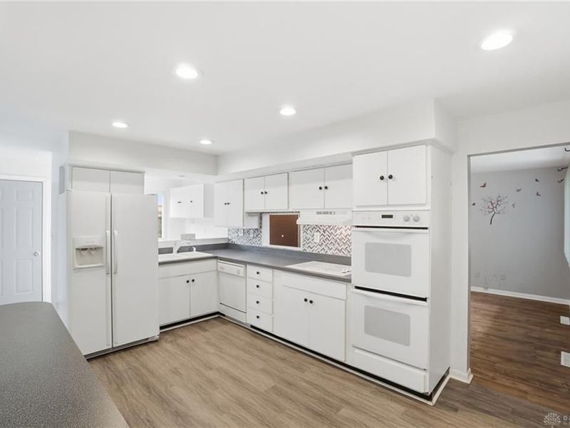 4360 Wallington Drive, Kettering, OH 45440 Photo 9