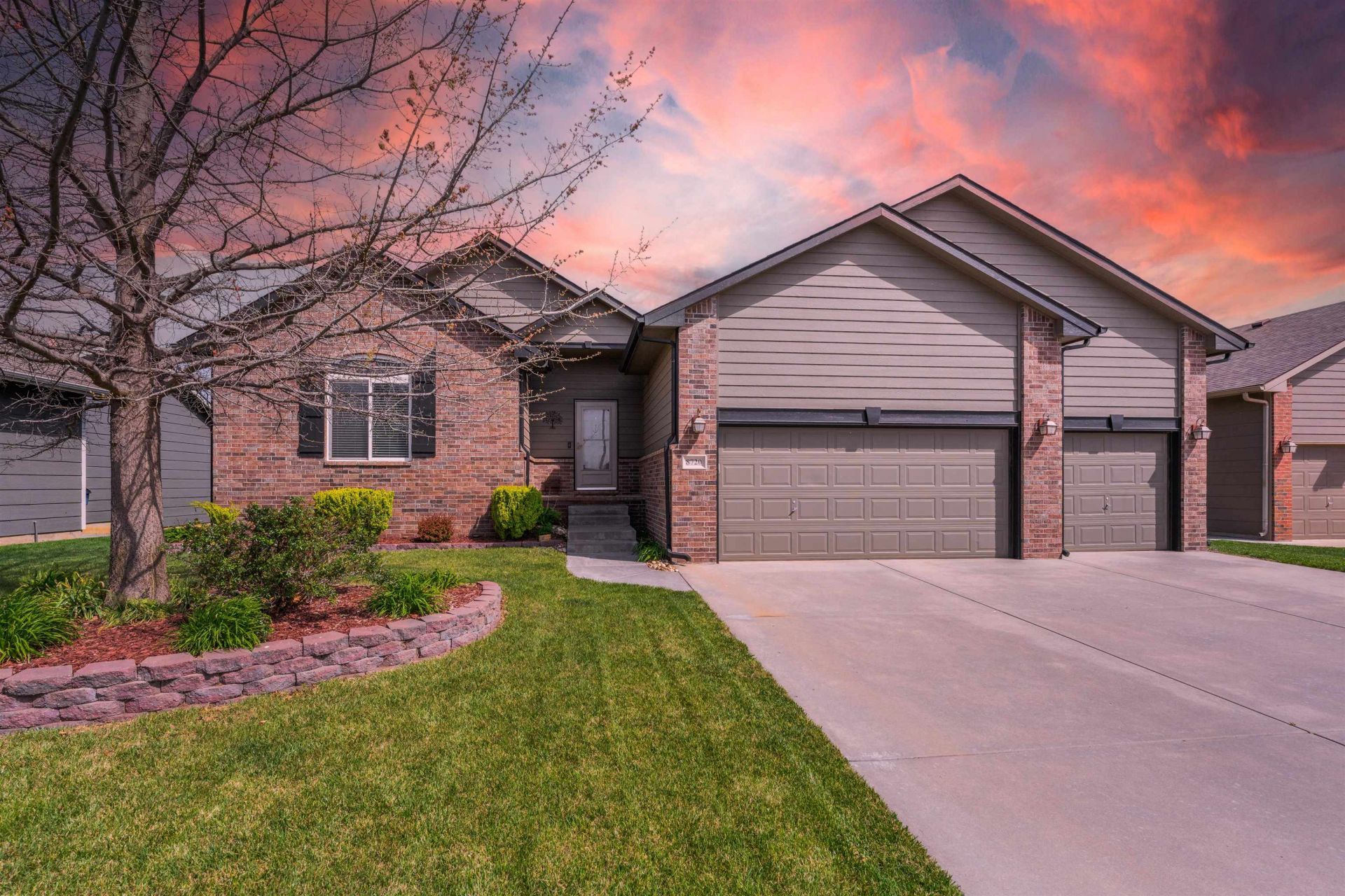 8720 W Conrey St, Wichita, KS 67205 Main Photo