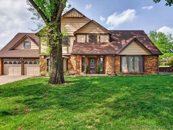 2550 Regency Road, Bartlesville, OK 74006