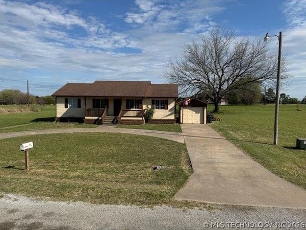 32 Holiday Road, Burneyville, OK 73430