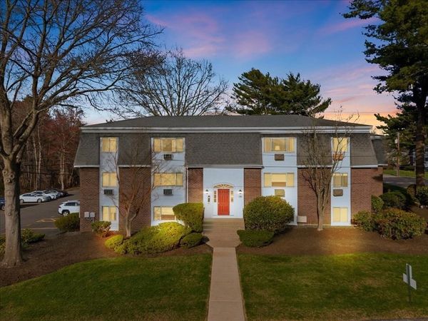 39 Will Drive, Unit 16, Canton, MA 02021