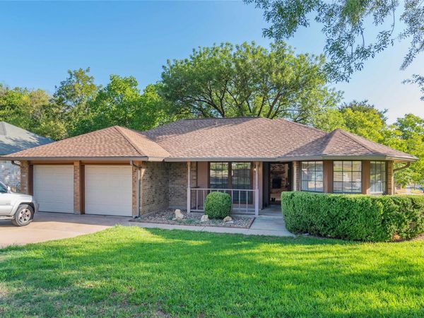 2200 MAPLE HOLLOW TRL, Austin, TX 78728