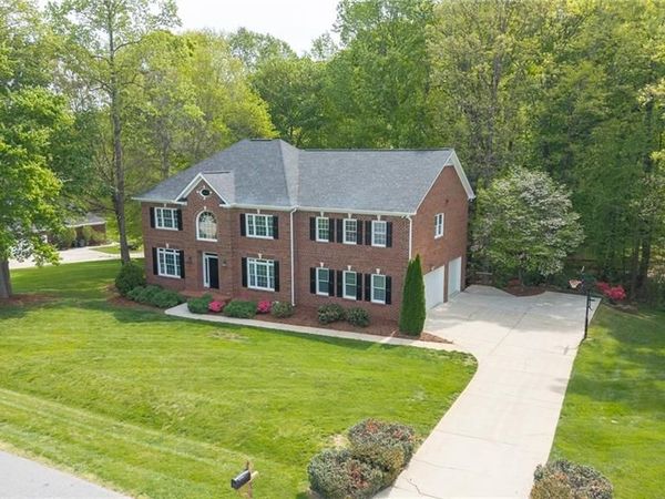 8505 Case Ridge Drive, Oak Ridge, NC 27310