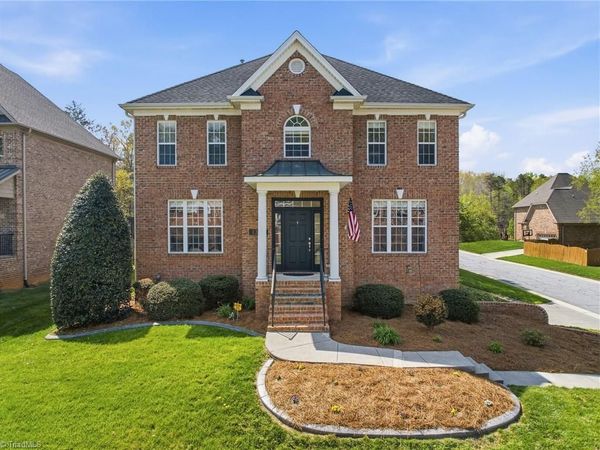 1380 Stonecroft Court , Winston-Salem, NC 27103
