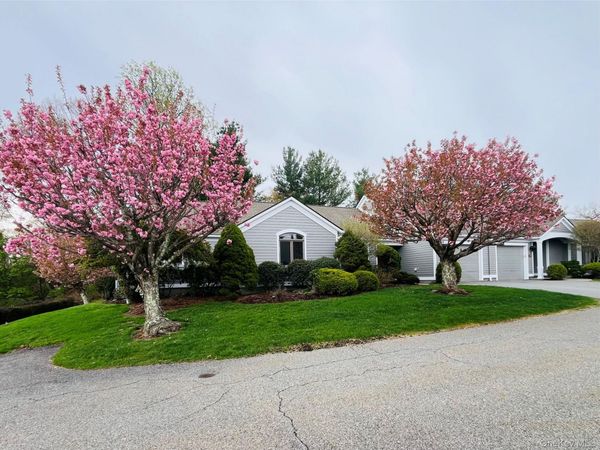 412 Heritage Hills, Unit A, Somers, NY 10589