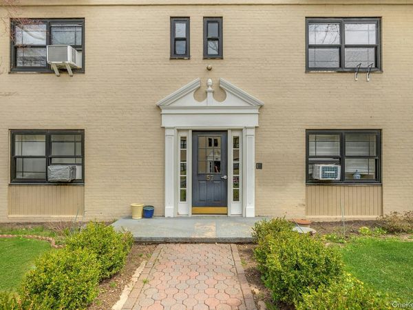 57 Manchester Road , Unit B-24, Eastchester, NY 10709