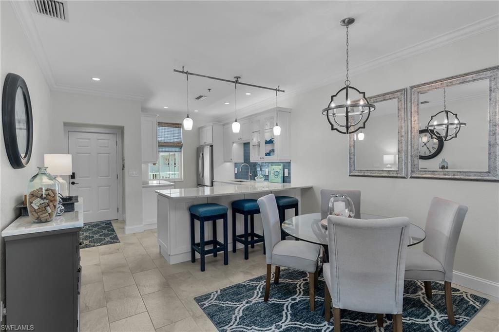 140 Palm St , Unit 403, Marco Island, FL 34145 Photo